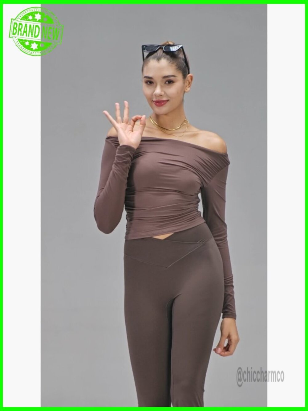 High-Waisted Flare Leggings with Tummy Control, Crossover Yoga Pants - Picture 7 of 7